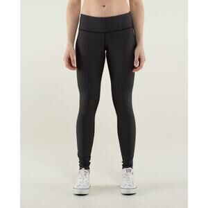 Lululemon Wunder Under Pant, Diamond Dot Black White, W5A94S, Size 6